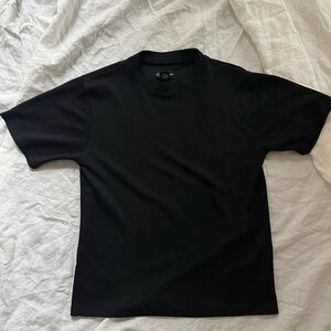 Claiborne Black Short Sleeve Tee